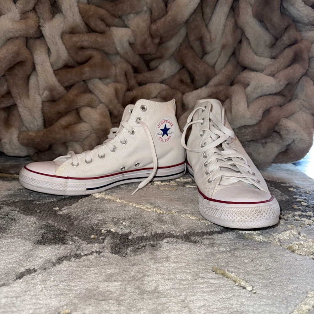 Converse Classic White High-Tops